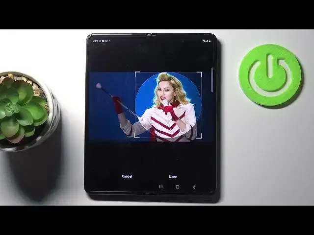 'Video thumbnail for How to Add Photo to Contact in Samsung Galaxy Z Fold 3 5G?'