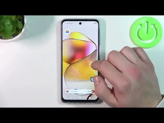'Video thumbnail for How to Remove & Restore Phone Icon from the Screen on MOTOROLA Moto G73? - Manage Phone Icons'