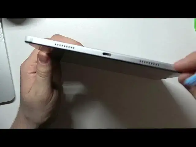 Video thumbnail for Samsung Galaxy A8 2021 - How To Clean USB Using Household Items