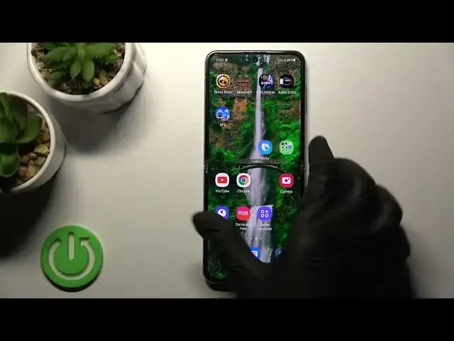 'Video thumbnail for How to Switch Off Samsung Galaxy Z Flip4 - Turn off the Phone'