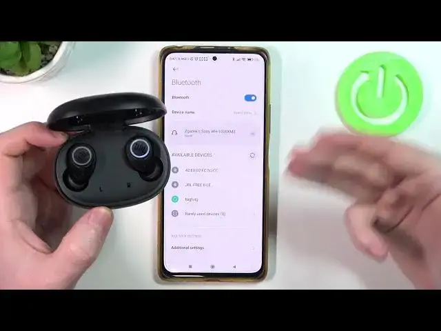 Video thumbnail for How to Pair JBL Free II with Android Phone – Wireless Headphones Connection