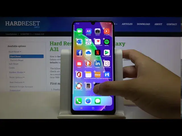 'Video thumbnail for How to Download and Apply iOS Launcher on SAMSUNG Galaxy A31? – iOS Launcher on Android'