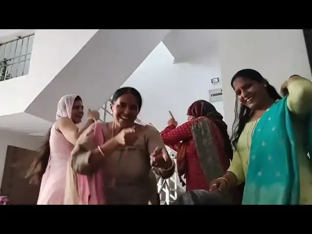 Video thumbnail for राधा कृष्ण का भजन और अति सुन्दर प्रस्तुति RADHA KIRSHAN KA ATTI SUNDAR BHAJAN BY HAPPY SHARMA