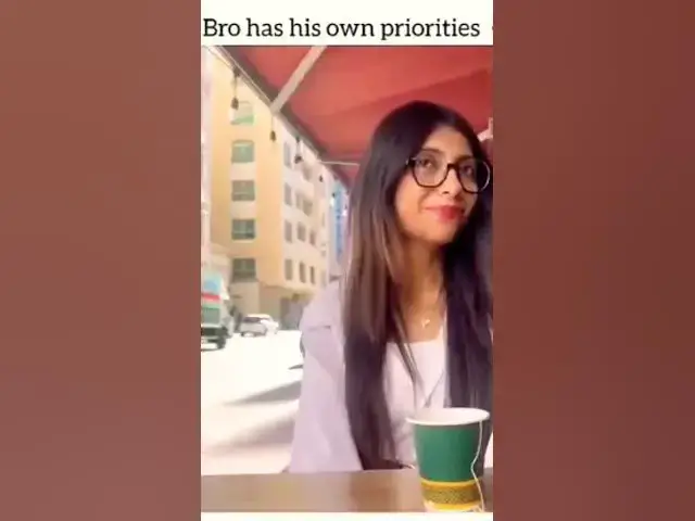 Video thumbnail for friend on date #memes #love