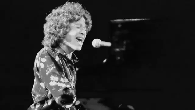 Video thumbnail for 4 Classic Rock Songs Born From Real Romances Gone Wrong
