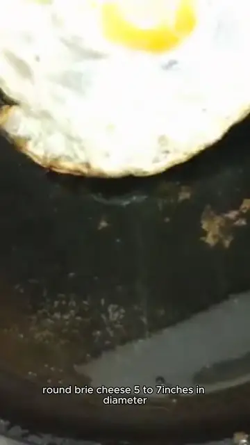 Video thumbnail for baked brie recipe