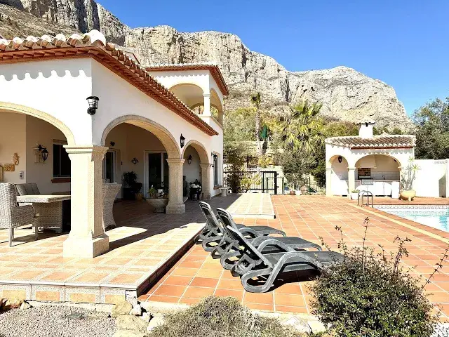 'Video thumbnail for Villa in Javea for sale in Alicante Spain'