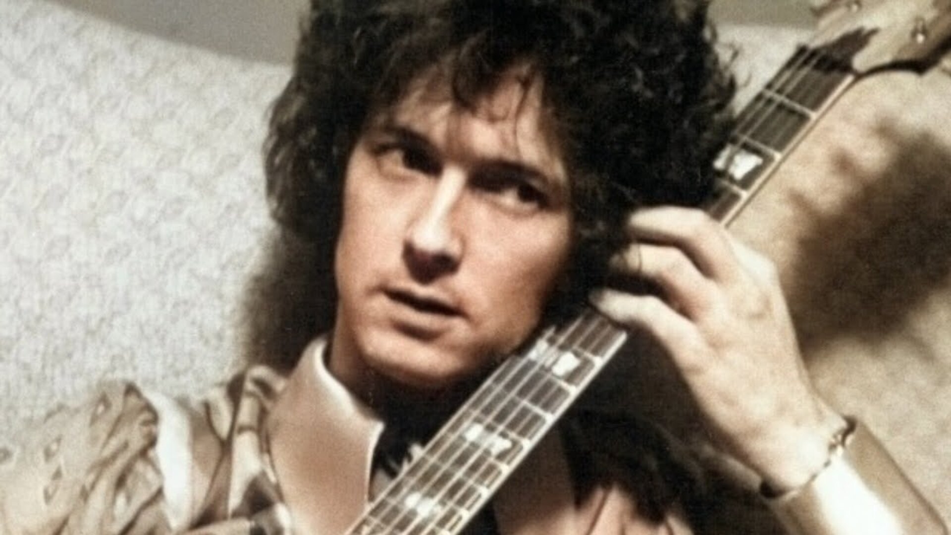 Video thumbnail for The Truth About Clapton's Solo On This Famous Beatles Song