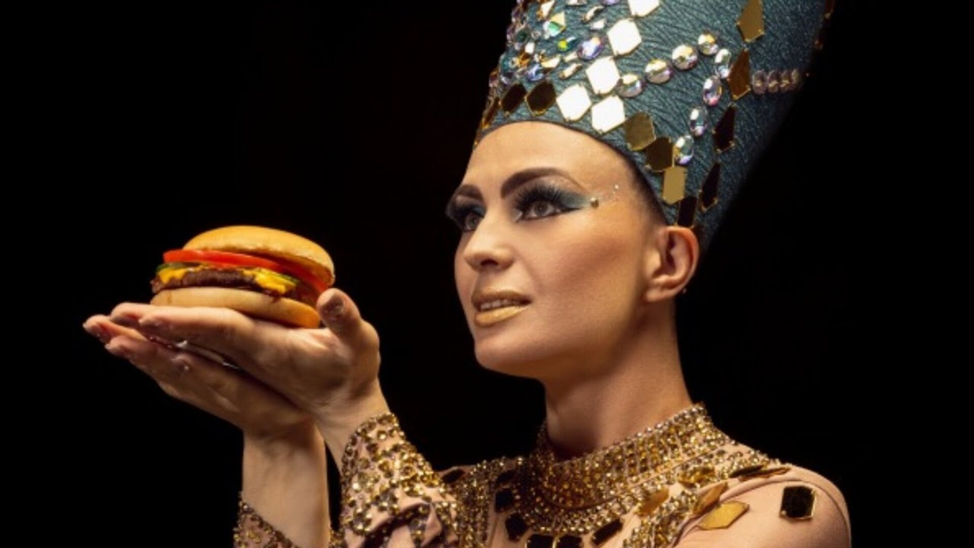 Video thumbnail for Here's What The Ancient Egyptians Really Used To Eat