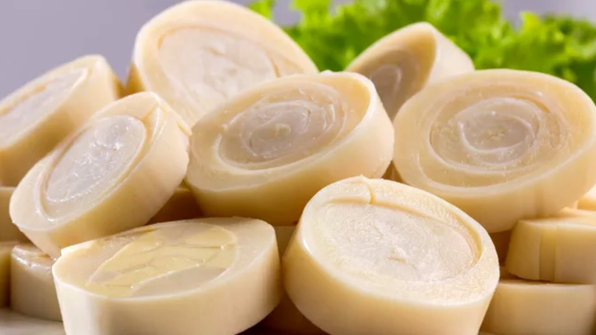 Video thumbnail for What Are Hearts Of Palm And What Do They Taste Like?