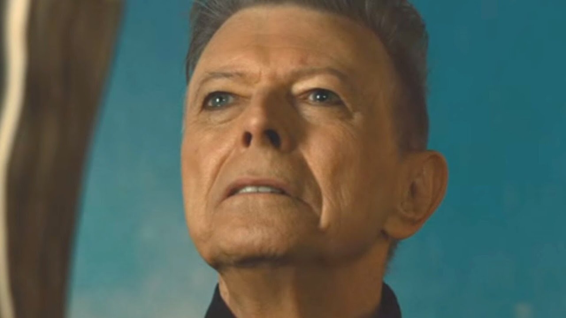 Video thumbnail for The Tragic Real-Life Story Of David Bowie