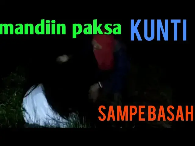 Video thumbnail for Nekat mandiin kuntilanak di kali