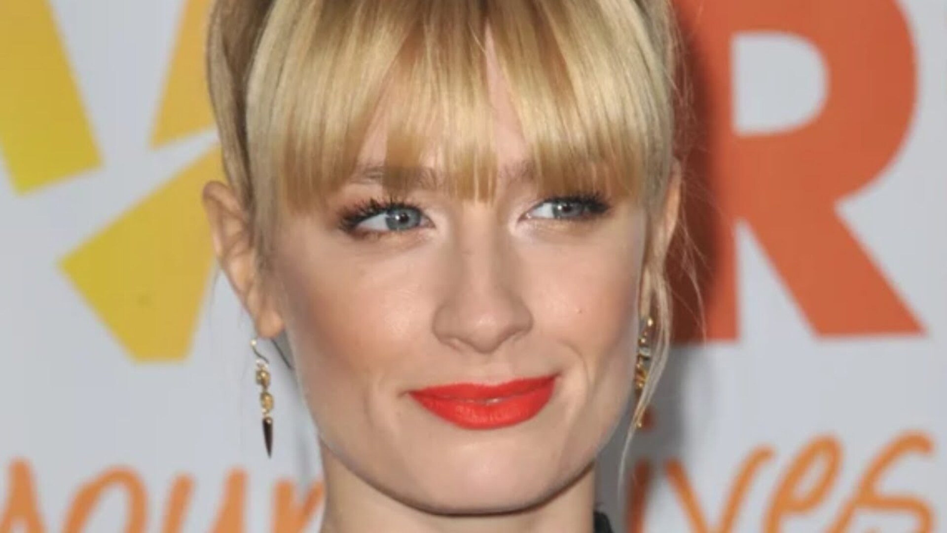 Video thumbnail for The Ending Of 2 Broke Girls Explained