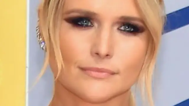 Video thumbnail for Miranda Lambert Got Many Warnings About Blake Shelton