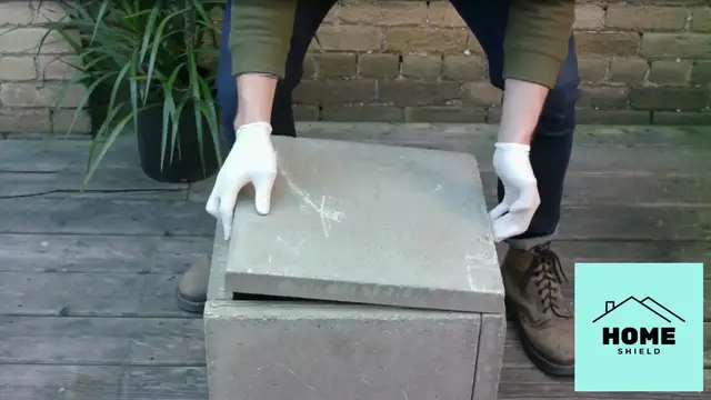 'Video thumbnail for Geometric Concrete Garden Planters'