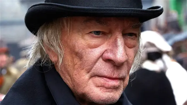 Video thumbnail for 11 Christmas Movies That Are Based On A True Story