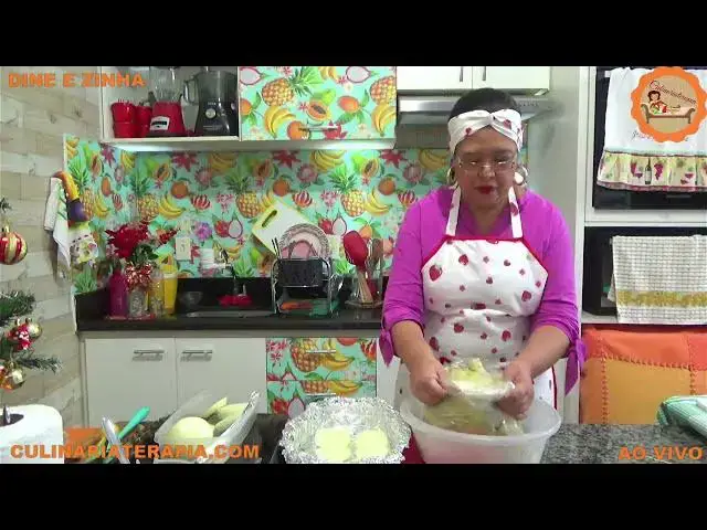 Video thumbnail for Farofa de linguiça e Salpicão Frango