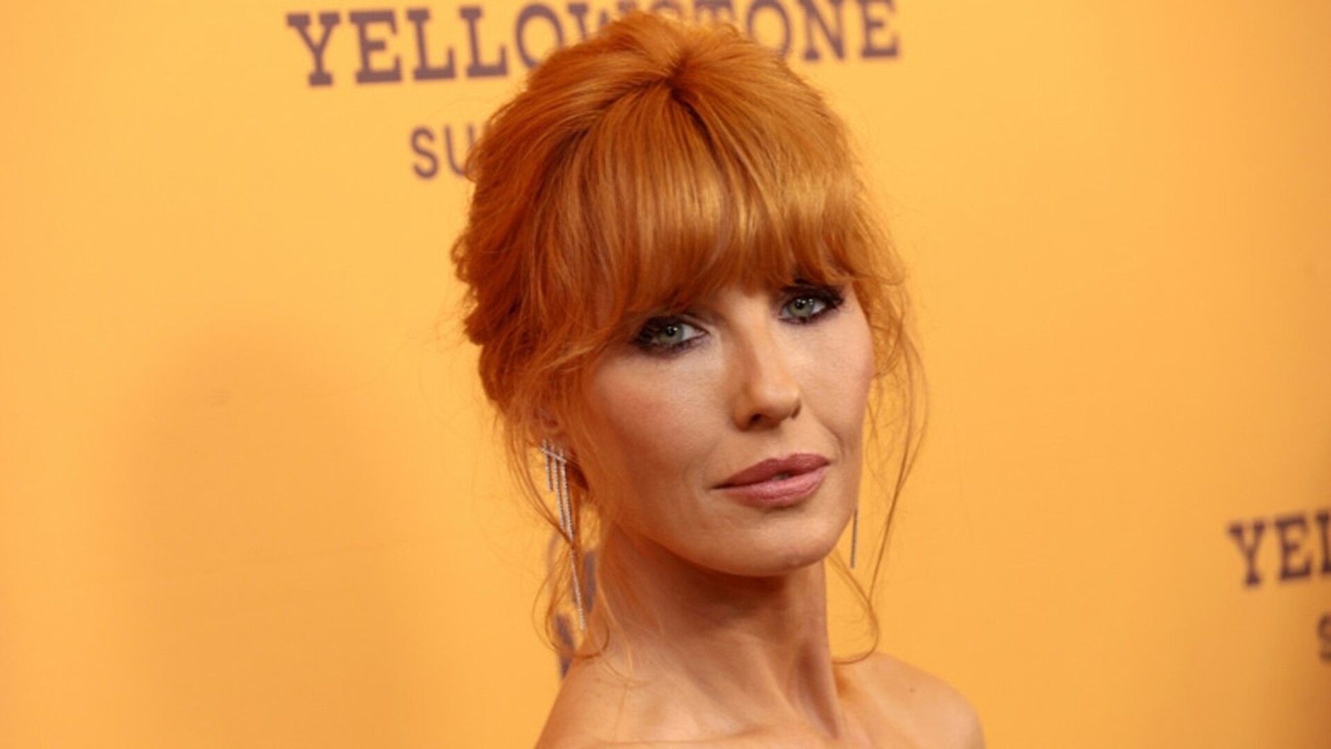 Video thumbnail for Yellowstone's Beth Dutton Looks That Had Heads Turning