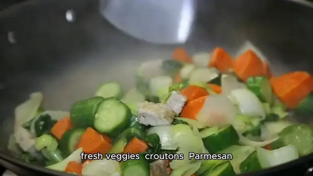 Video thumbnail for olive garden salad recipe