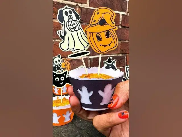 Video thumbnail for 🎃 Halloween Deko basteln mit Papier 👻 Cake Topper plotten #halloween #cricut #basteln #plotter