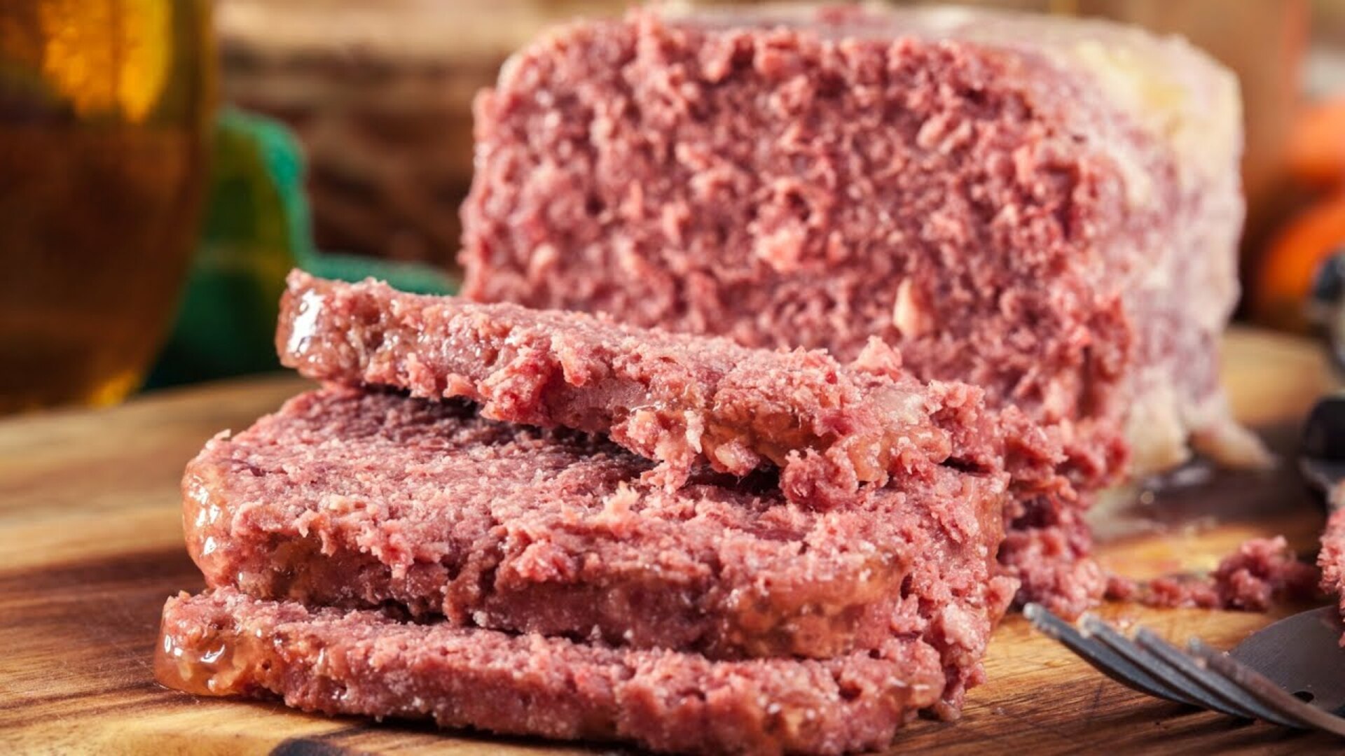 Video thumbnail for Savory Ways You Never Thought To Use Canned Corned Beef