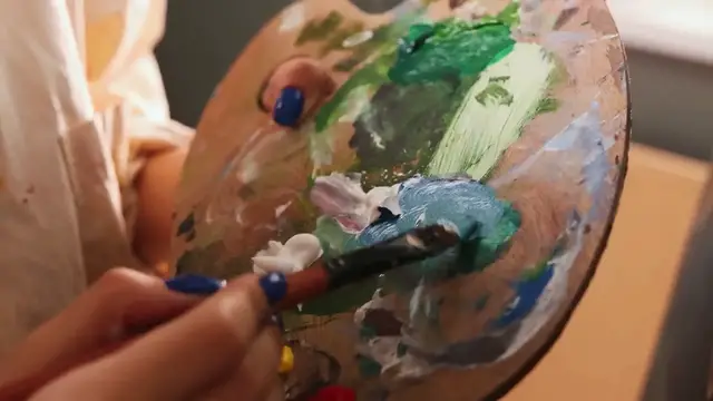 Video thumbnail for Upcrate Monthly Mystery Art Supplies Box Review What’s Inside