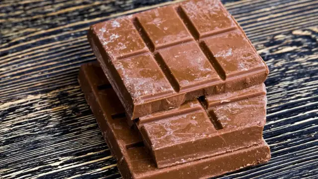 Video thumbnail for This Is What The Gray Coating On Chocolate Really Means