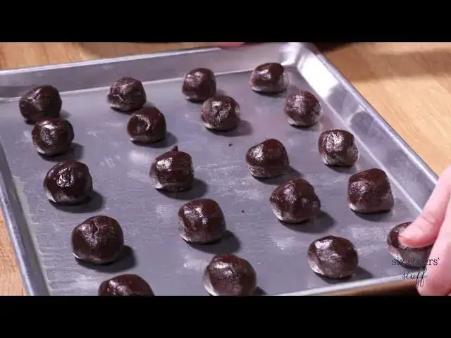 'Video thumbnail for 4 Ingredient ANDES MINT COOKIES Recipe'