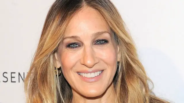 'Video thumbnail for Meet Sarah Jessica Parker's Twin Daughters, Marion & Tabitha'