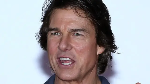 Video thumbnail for The Most Bizarre Red Carpet Fights Caught On Camera