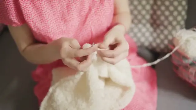 Video thumbnail for Crochet in Colour Easy & Breezy Multicolour Square Tutorial (Step-by-Step)