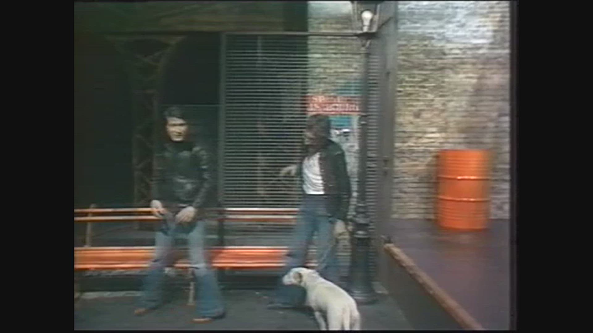 Video thumbnail for Serge Gainsbourg - Je suis venu te dire que je m'en vais