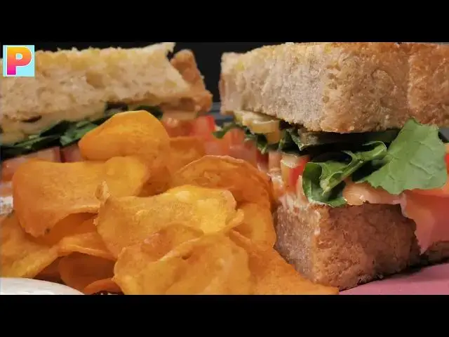 Video thumbnail for 𝐒𝐚𝐧𝐝𝐰𝐢𝐜𝐡 🥪 | #VegClubSandwich #StreetStyleSandwich #Kabitaskitchen #VegMayoSandwichRecipe