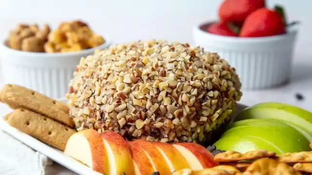 'Video thumbnail for Chocolate Hazelnut Cheese Ball Recipe'