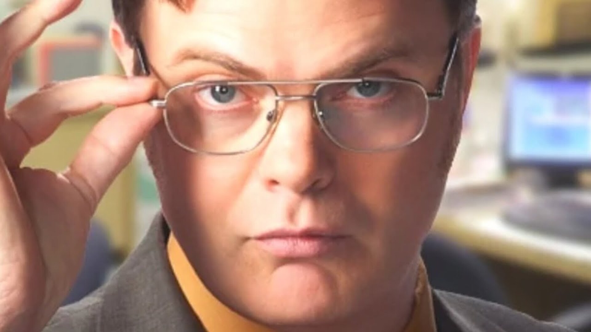 Video thumbnail for The Office Conflict That Has Fans Looking Twice At Dwight