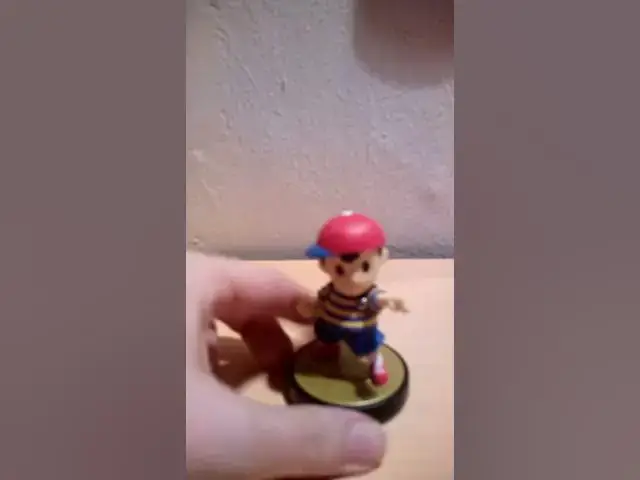 'Video thumbnail for Unboxing Amiibo Ness'