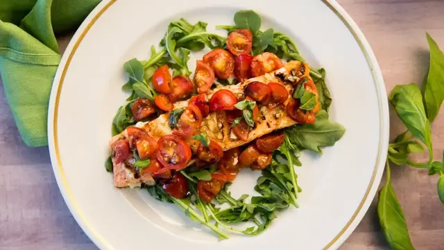 Video thumbnail for Bruschetta-Style Baked Salmon Recipe