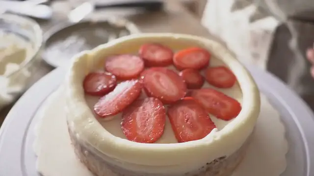 Video thumbnail for The Ultimate Cake Recipes: Unveiling the Top 3 for 2024