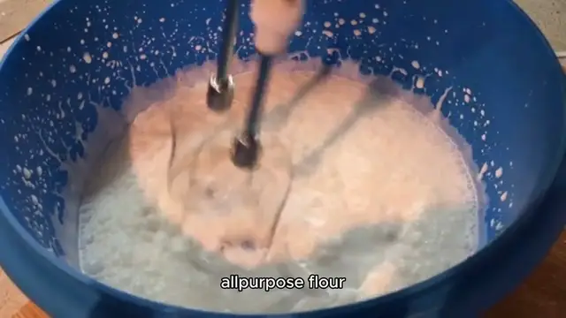 Video thumbnail for empanada dough recipe