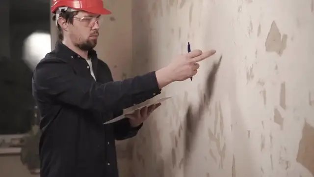 Video thumbnail for How to Repair Cracked Walls