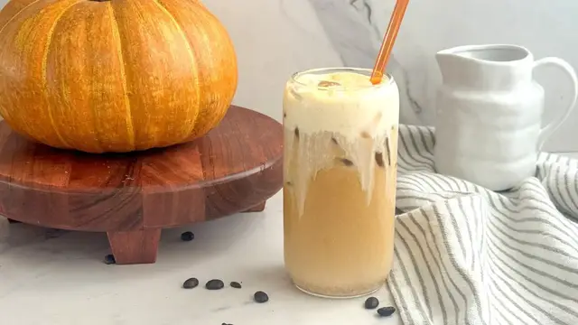 'Video thumbnail for DIY Starbucks Pumpkin Cream Cold Brew Recipe'