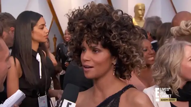 'Video thumbnail for Halle Berry's Daughter Is Growing Up So Fast'