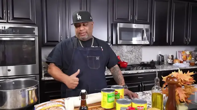 Video thumbnail for Peach Cobbler TWO WAYS  Easy Southern Recipes(720P HD)