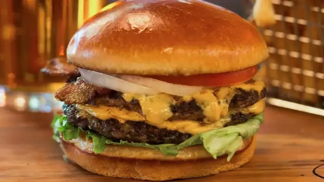 Video thumbnail for Steakhouse Chain Burgers Ranked Worst To Best