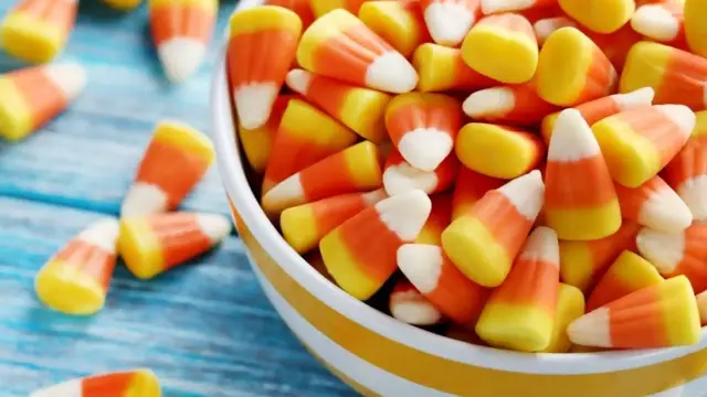 'Video thumbnail for Ranking Popular Halloween Candy From Worst To First'