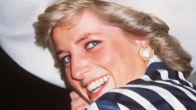 'Video thumbnail for The Truth About The Queen's Relationship With Princess Diana'