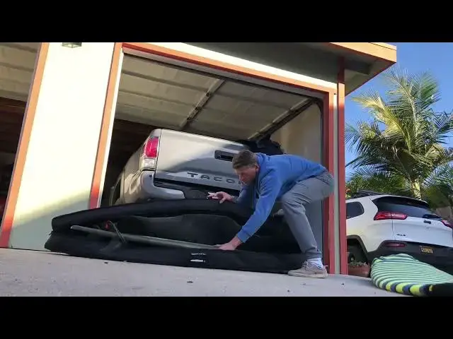 Video thumbnail for How to Pack a Surfboard for Airplane Travel?