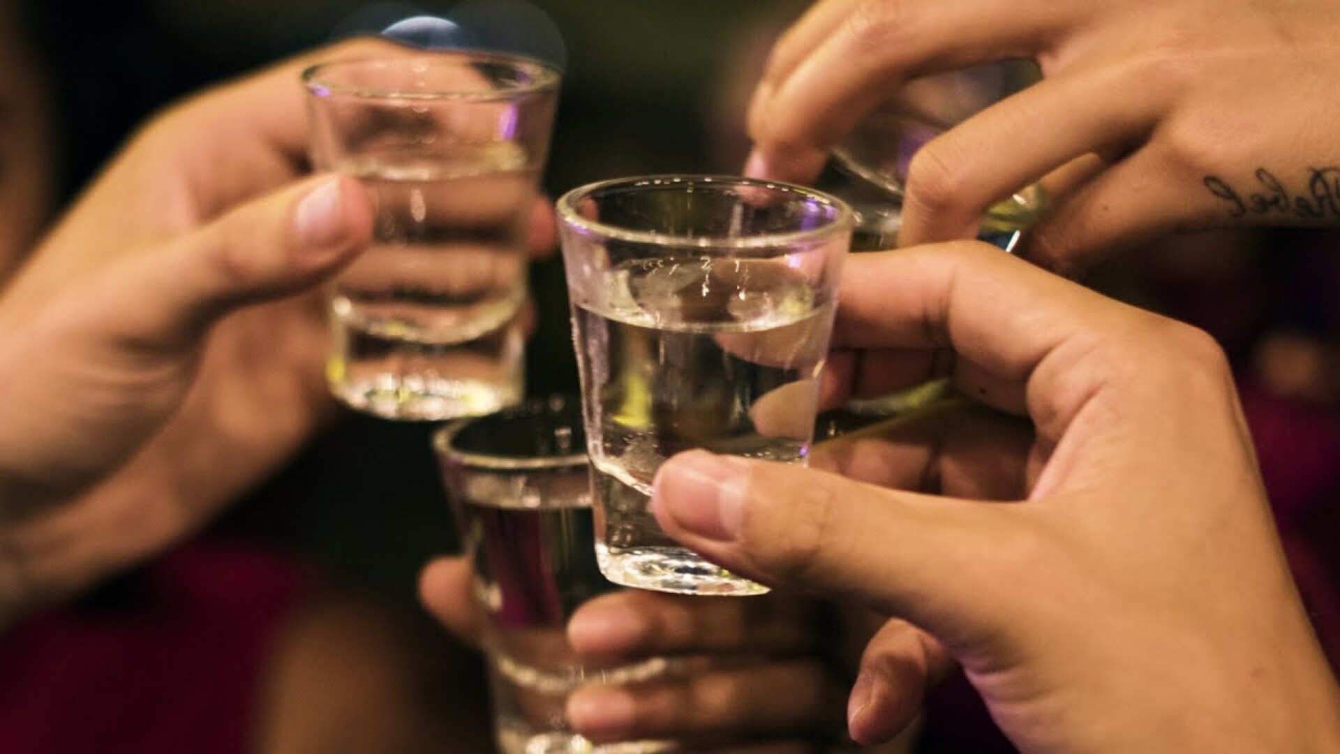 Video thumbnail for When Do Different Types Of Liquor Actually Expire?