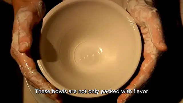 Video thumbnail for Spicy Tuna Poke Bowls