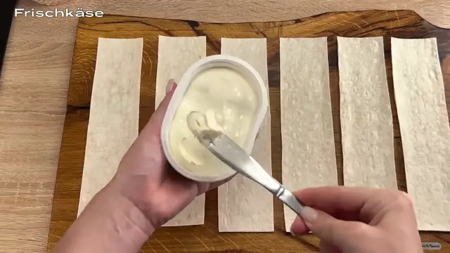 'Video thumbnail for A brilliant snack idea that you definitely need to try today! Cheap and fast!'